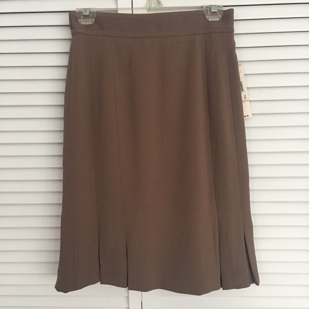 Women skirt